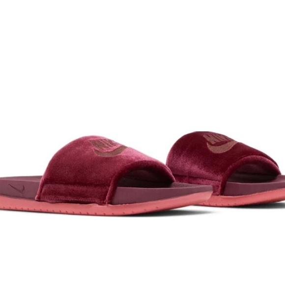 Nike off court slide - Picture 2 of 3